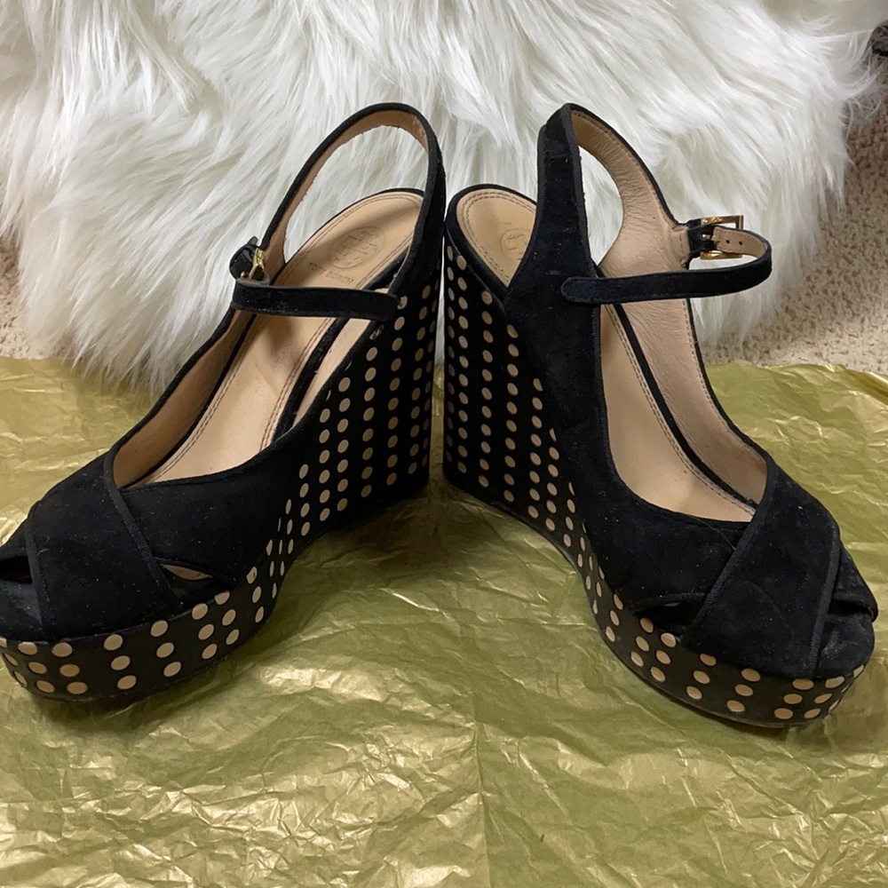 Tory Burch Heels with pale pink pika dots